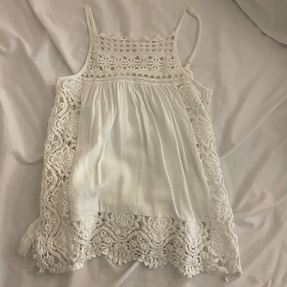 white lace detail tank top